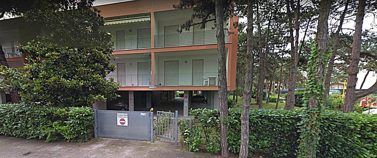 Isi Apartment Бибионе Екстериор снимка