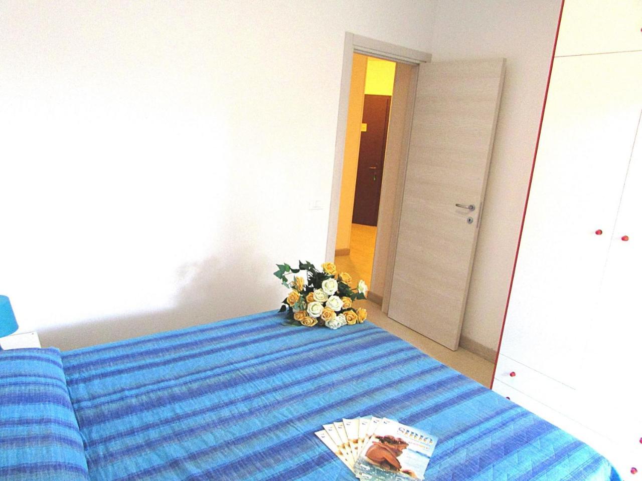 Isi Apartment Бибионе Екстериор снимка